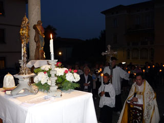 Corpus-Domini320